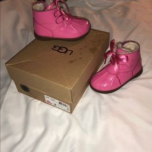 Toddler Ugg T Payten Stars Pink and Black pair